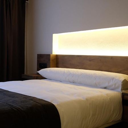 Via Aetcal Hotel & Wellness 산티아고데콤포스텔라 외부 사진